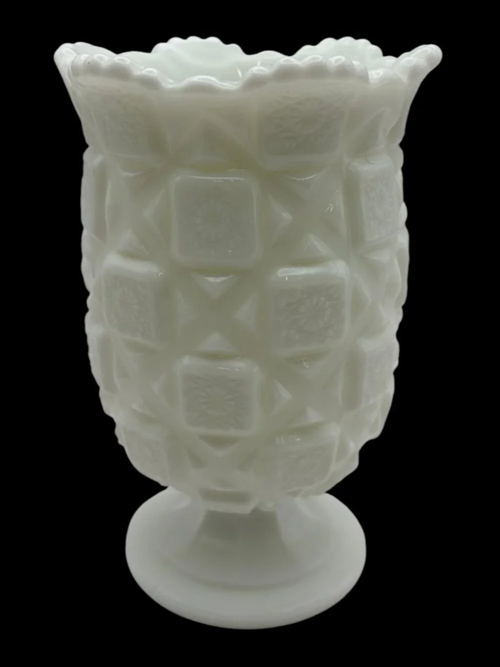 Veg Westmoreland Old Quilt Celery Milk Glass Vase Footed Pedestal White Pressed